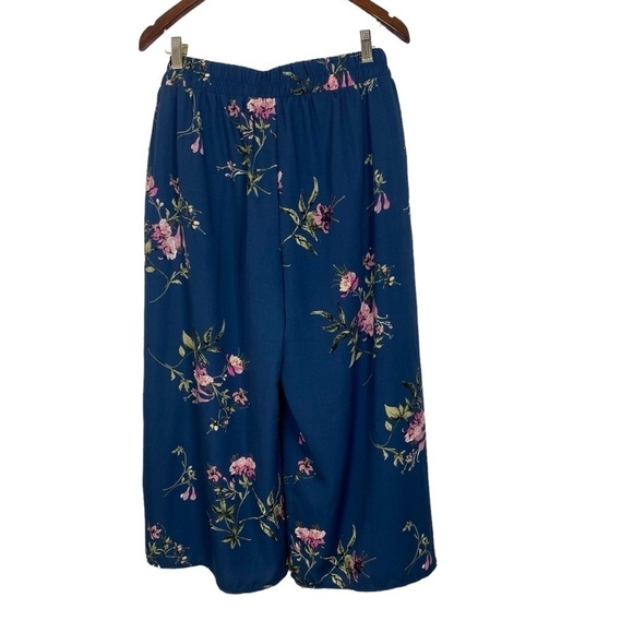 Justify Navy Floral Wide Leg Pants - Picture 2 of 5